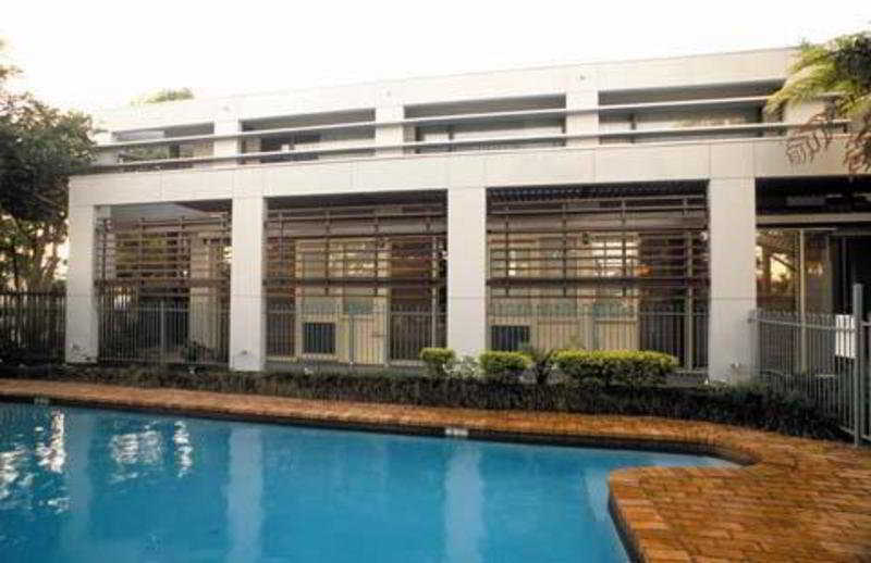 Airport International 4*