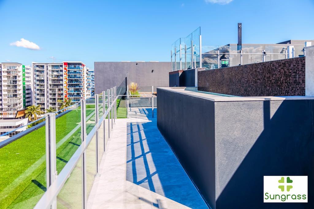 Soko Waterfront West End Aparthotel