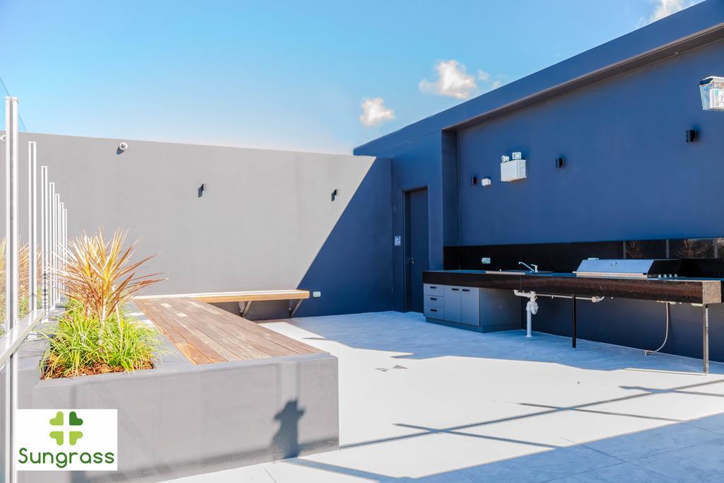 Soko Waterfront West End Aparthotel 4*