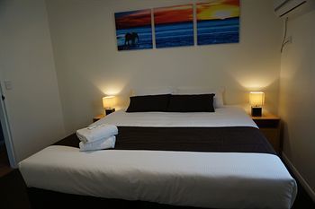 The Cliff House 3* Brisbane