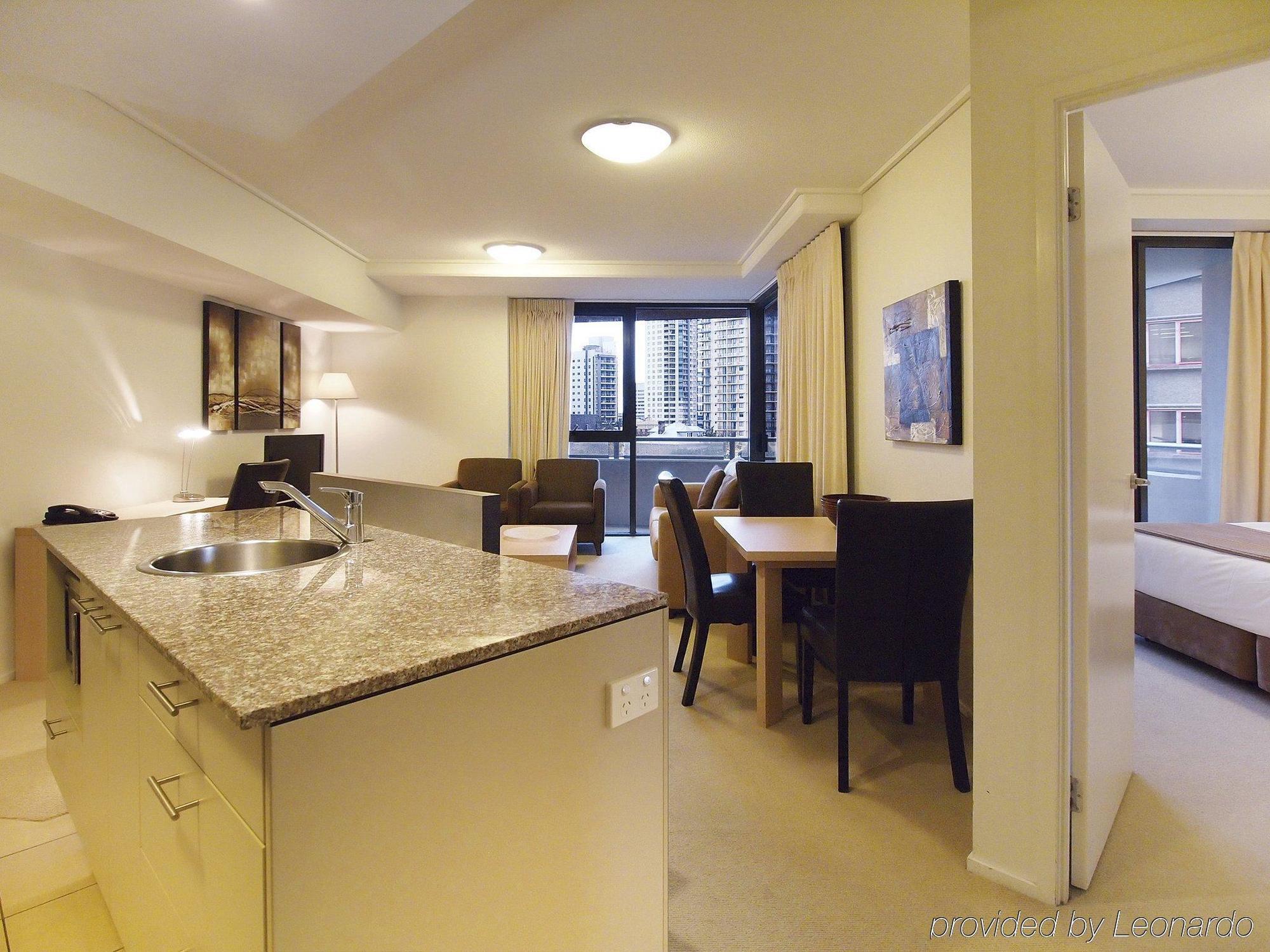 Oaks Aurora Aparthotel Brisbane