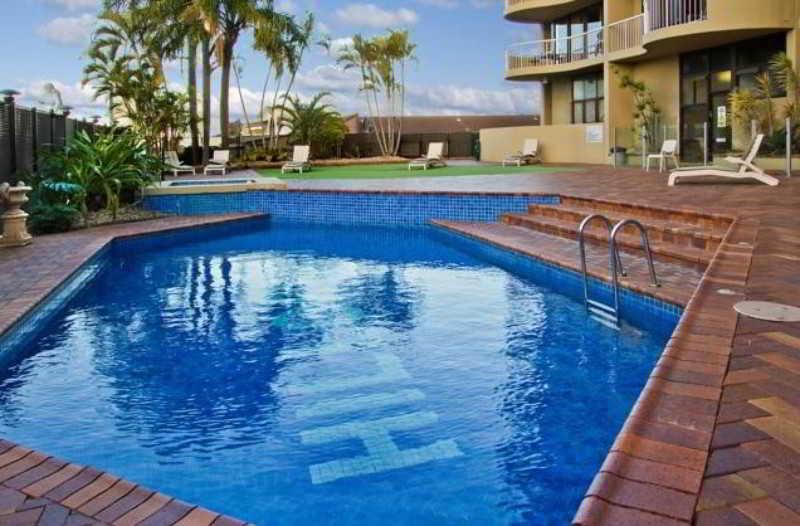 Hillcrest Aparthotel 4*