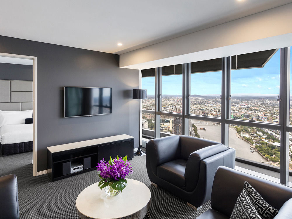 Meriton Herschel Street, 5*