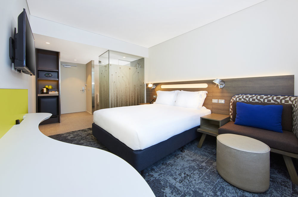 Holiday Inn Express Brisbane Central By Ihg Hotel 4*