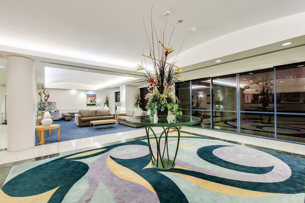 Aparthotel Dockside 4*