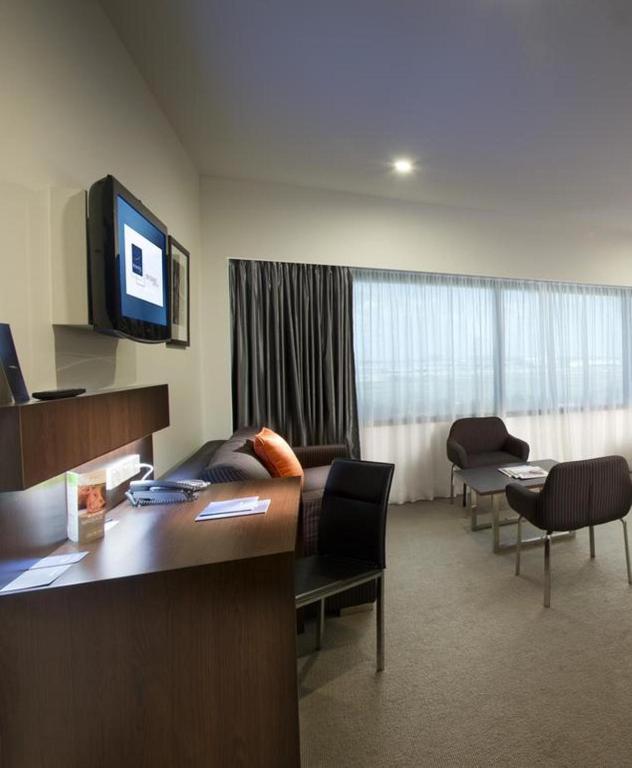 Hotel Novotel Airport
