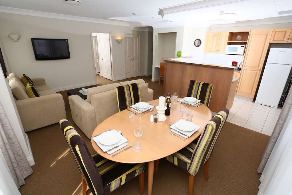 Manor Aparthotel