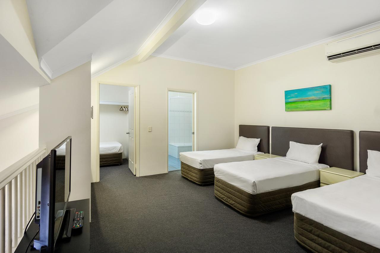 Aparthotel Toowong & 3*