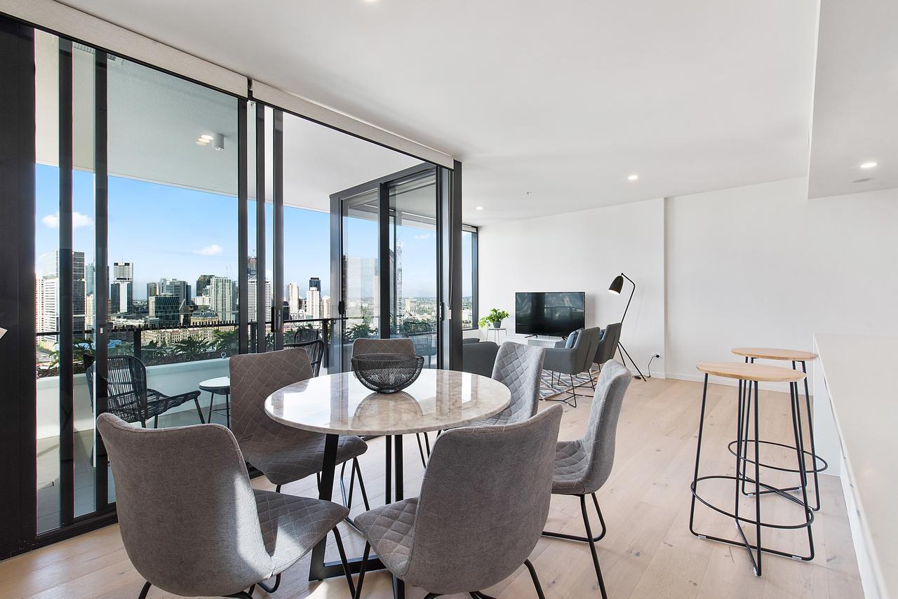 Ivy And Eve By Cllix Brisbane