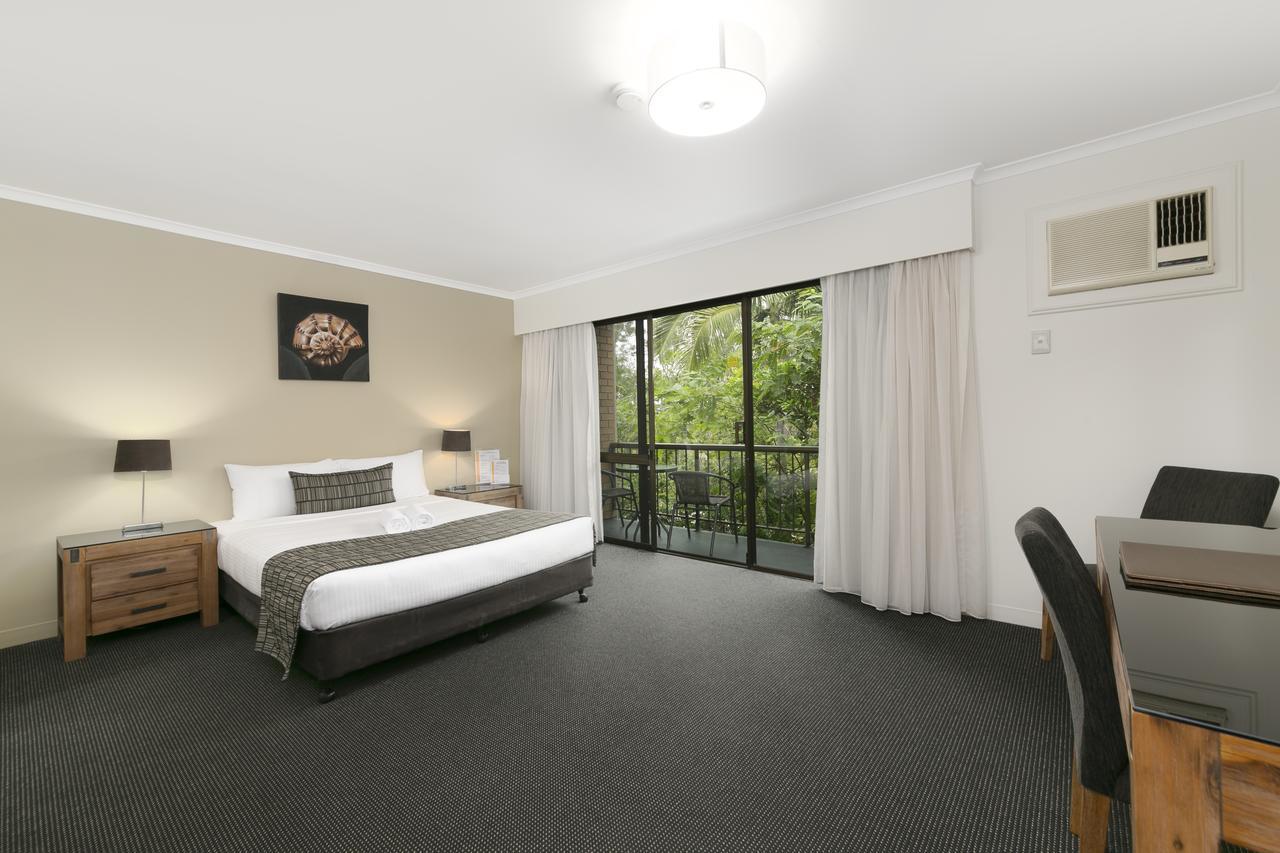 Mt Ommaney 3*