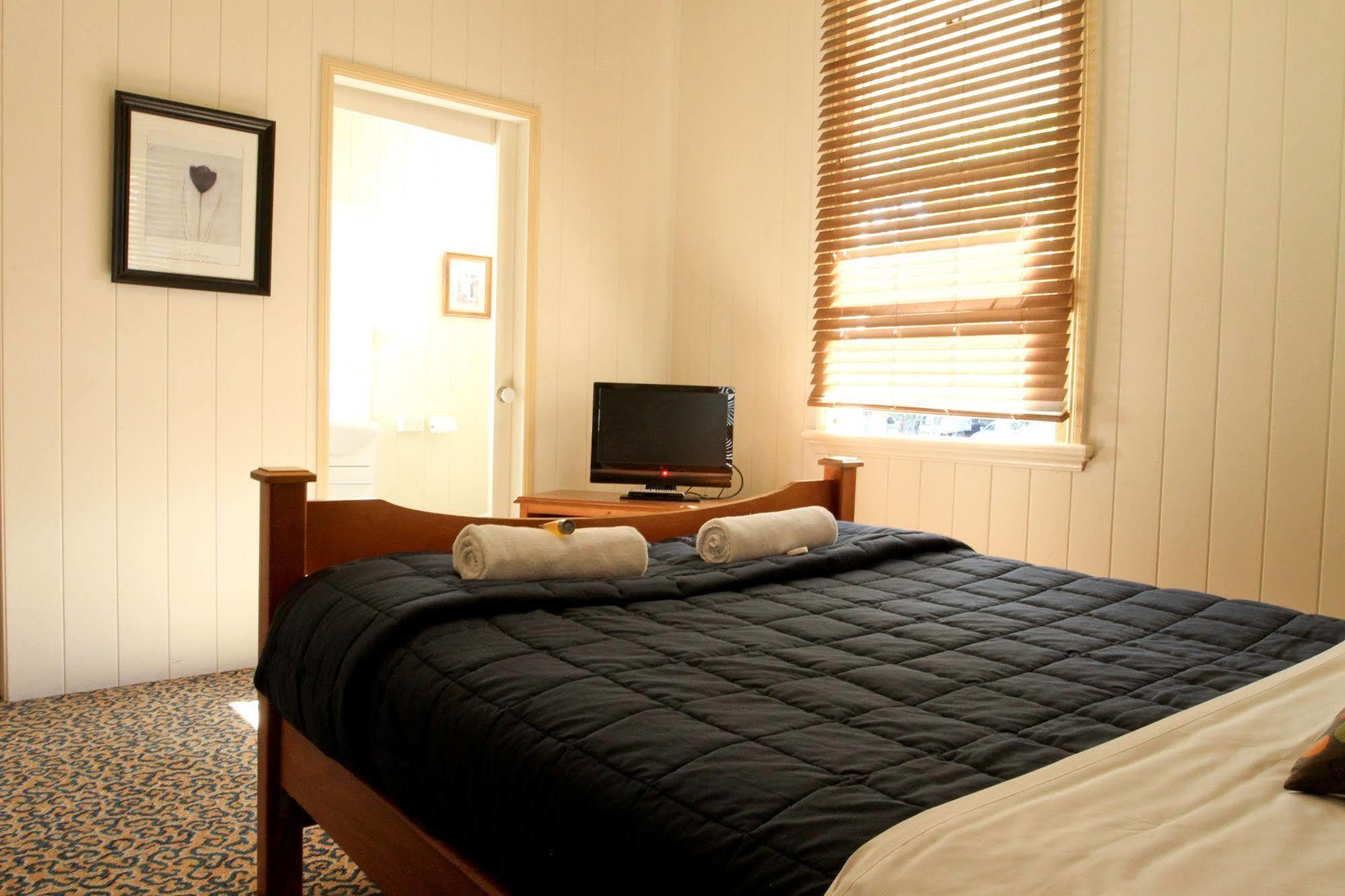 Motel Bowen Terrace 3*