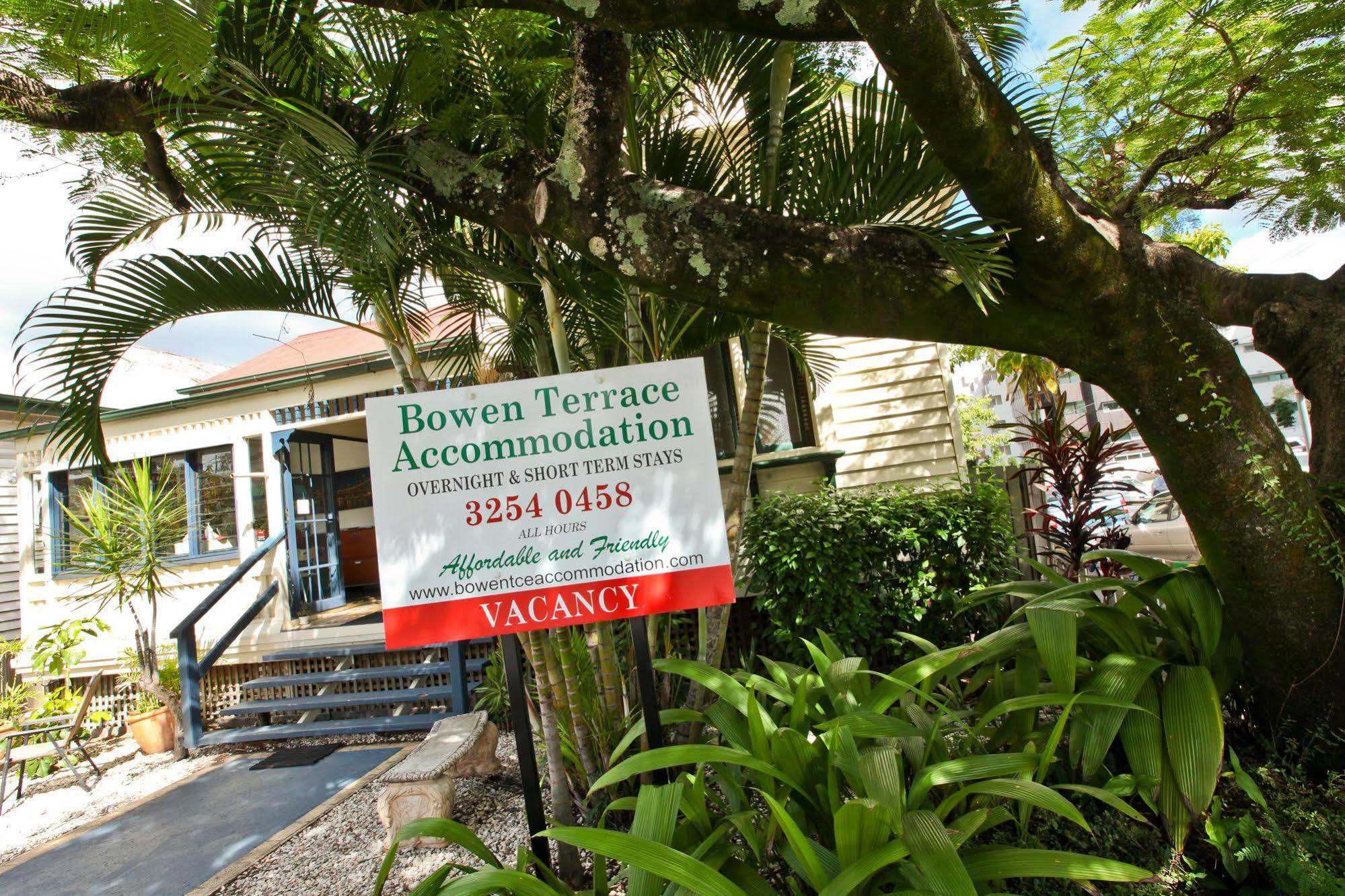 Bowen Terrace 3* Brisbane