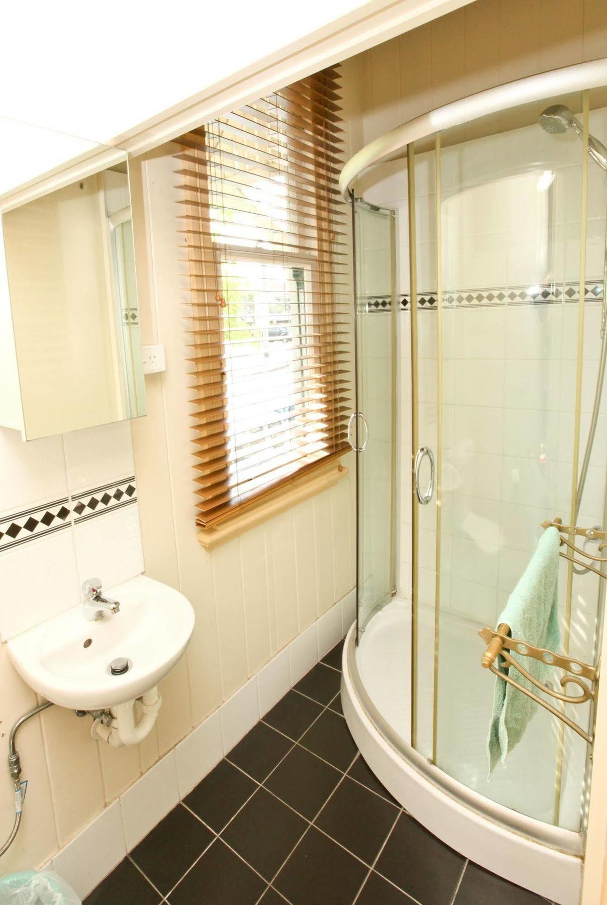 Motel Bowen Terrace Brisbane