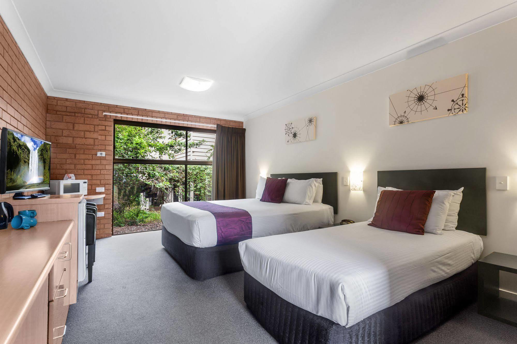 Airport Admiralty Brisbane