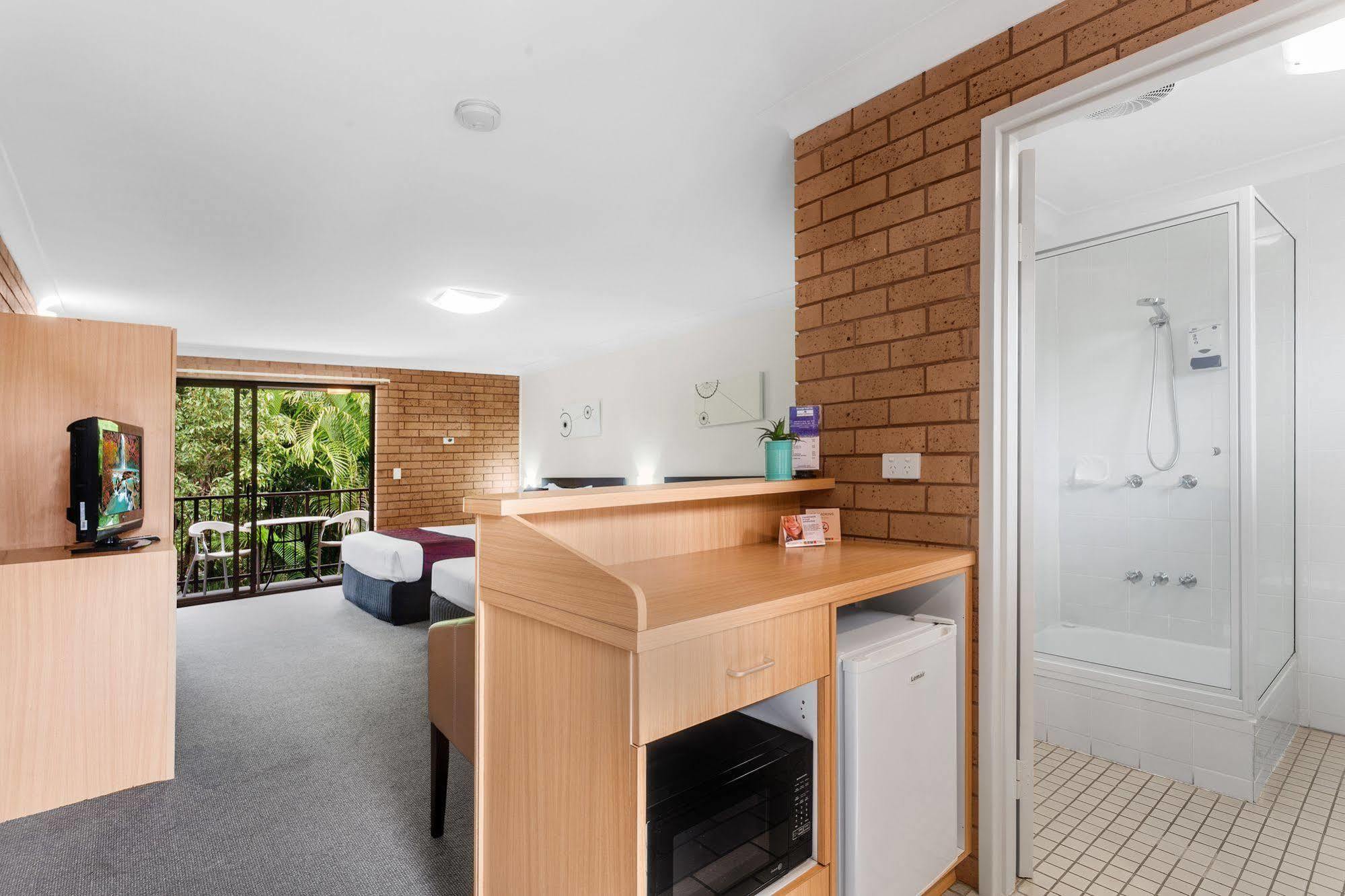 Airport Admiralty Brisbane