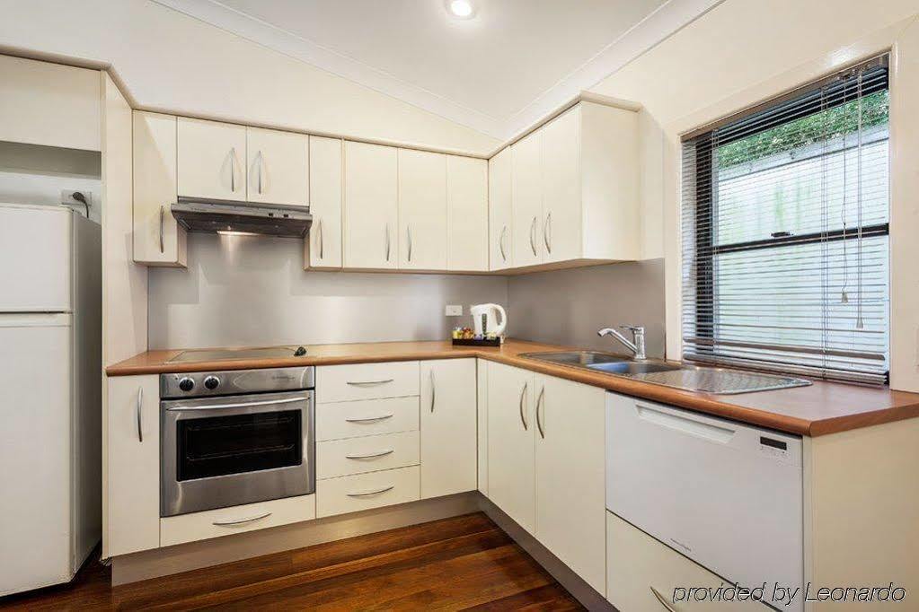 Quest Ascot Aparthotel 4*