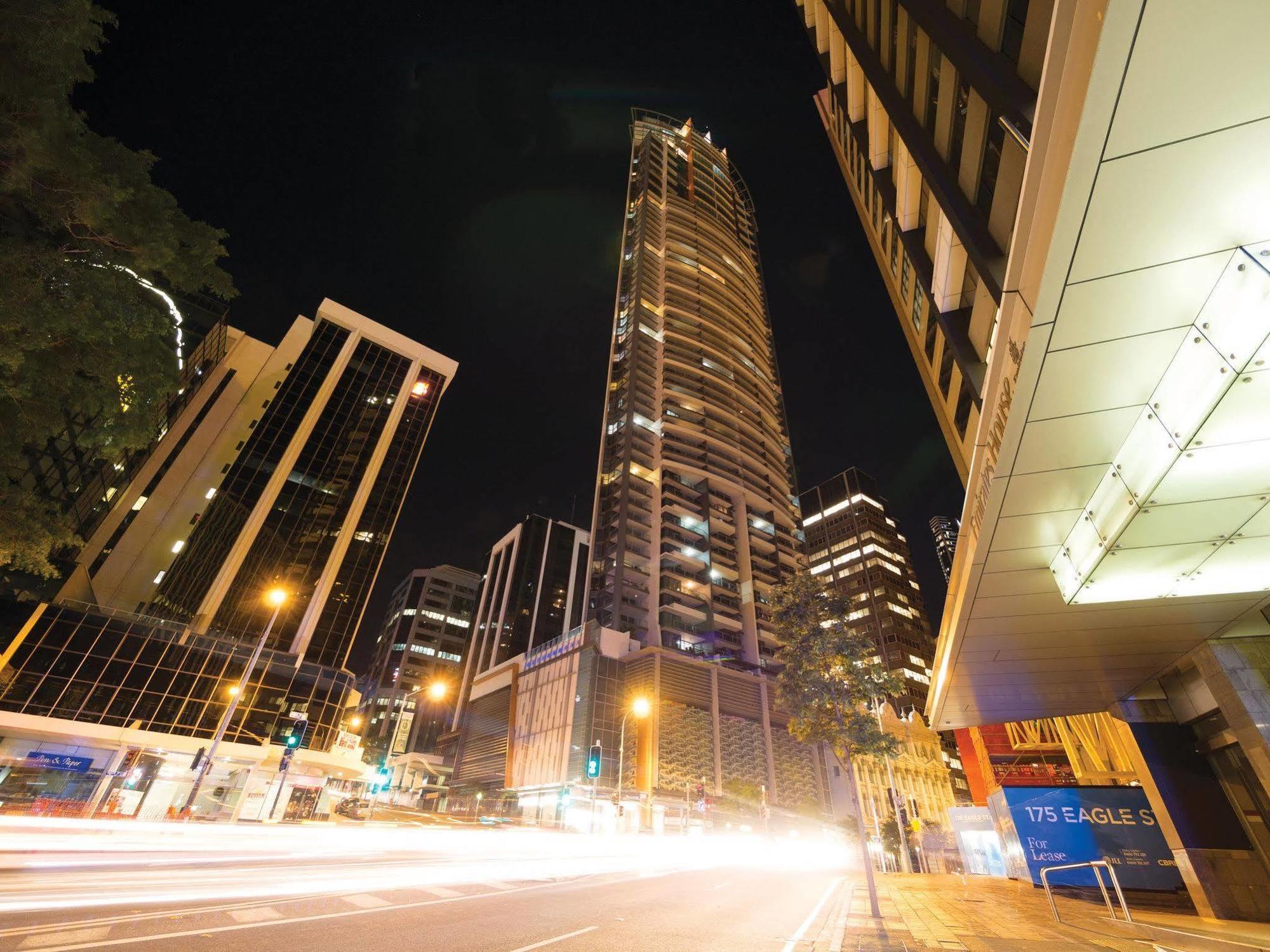 Oaks Aurora Aparthotel