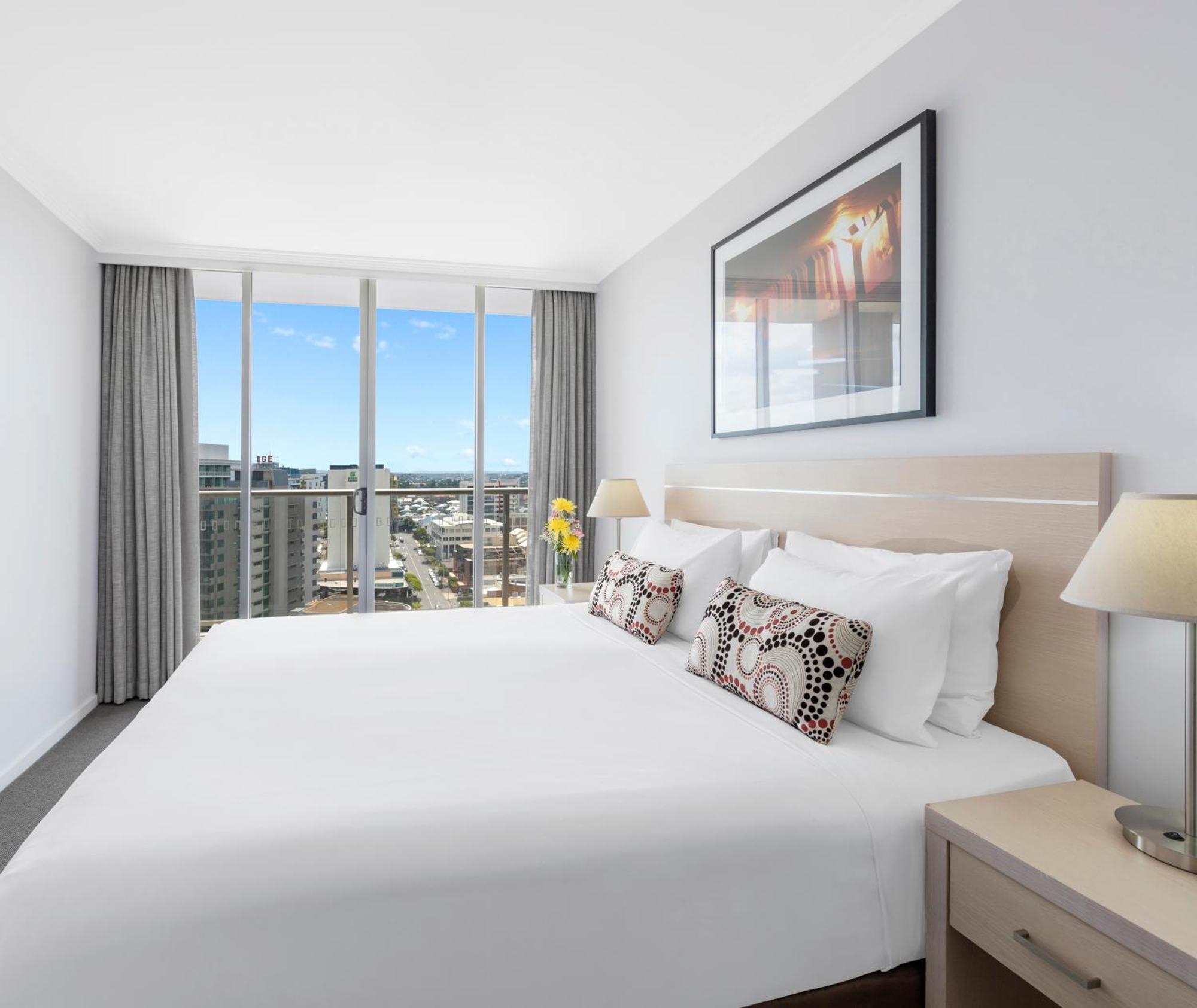 Oaks Lexicon Aparthotel Brisbane