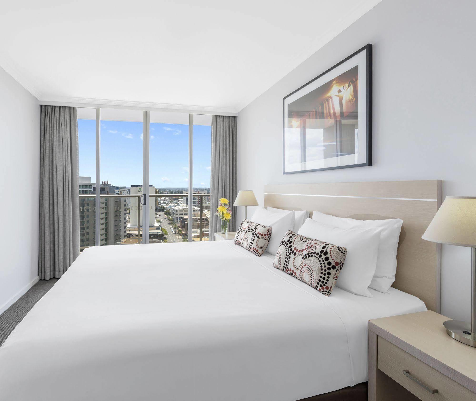 Oaks Lexicon Aparthotel Brisbane