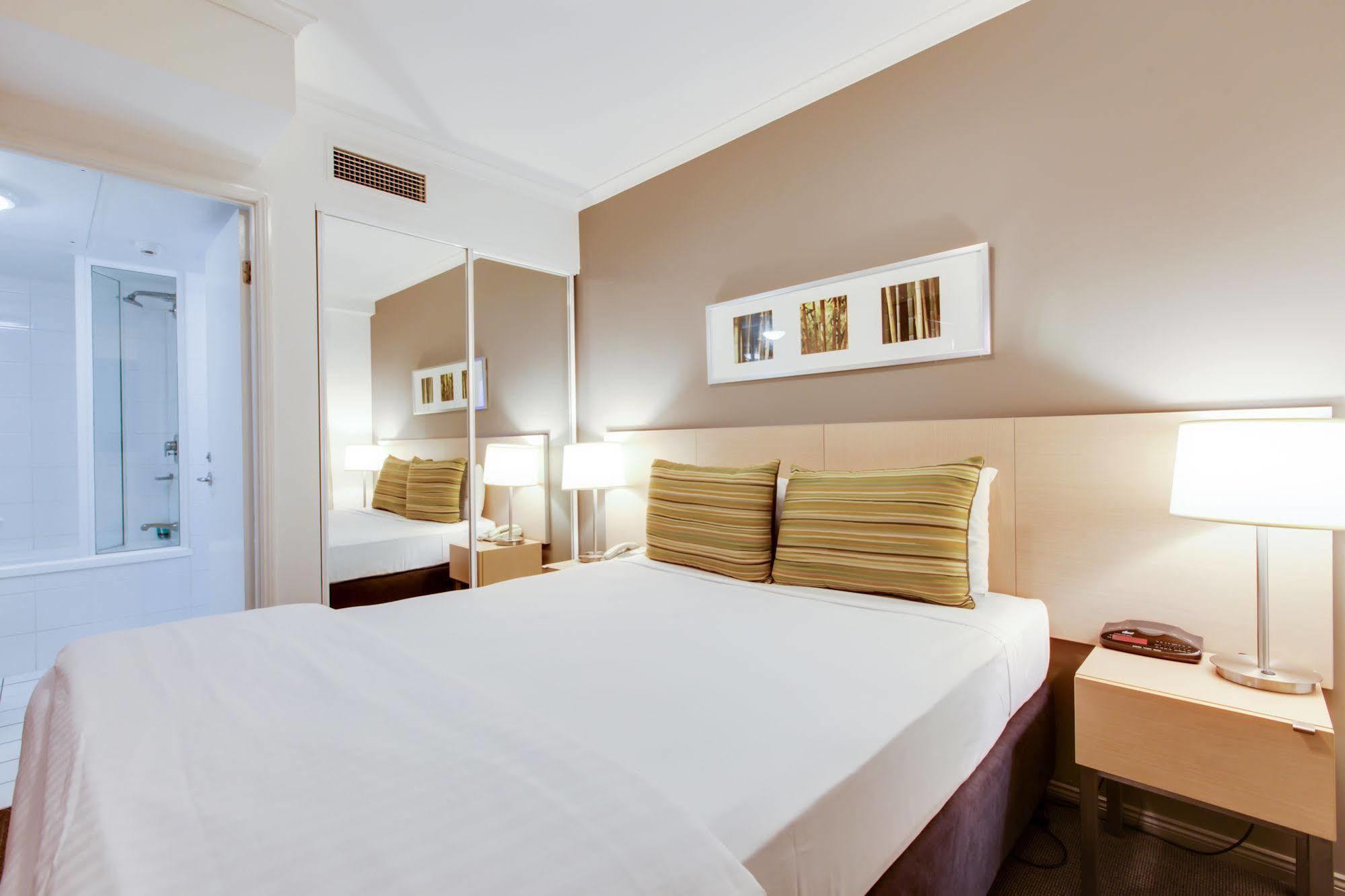 Adina Aparthotel