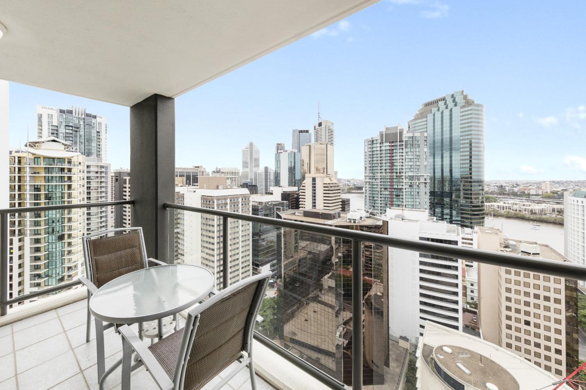 Oaks On Margaret Aparthotel 4*