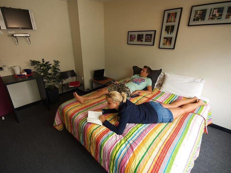 Hotel Roamer Brisbane