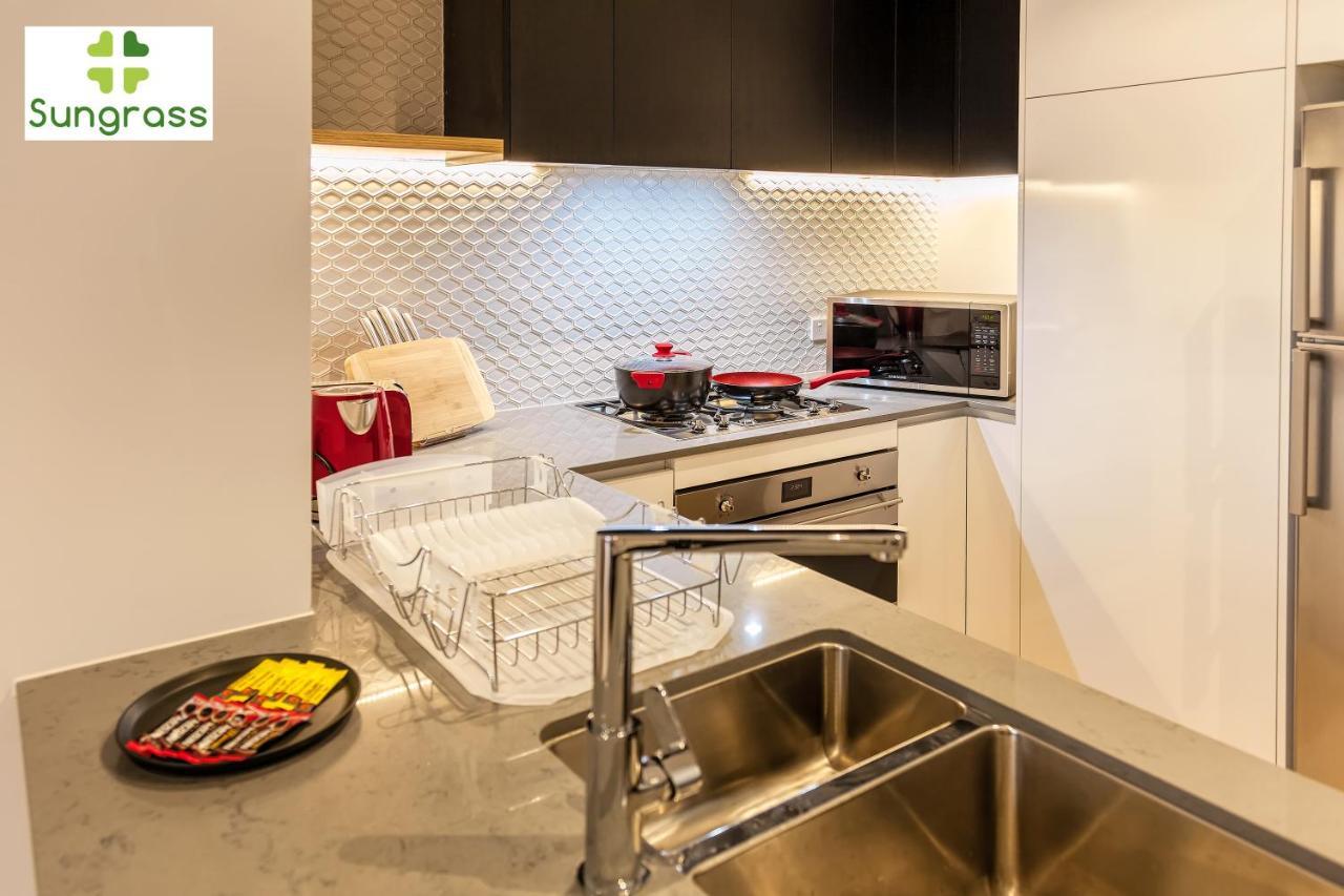 Soko Waterfront West End Aparthotel 4*