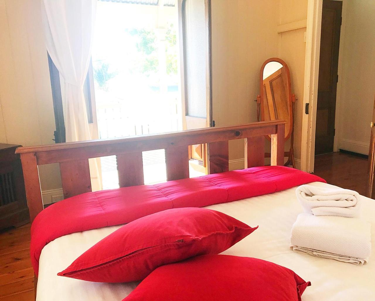 4 Bedroom House - Walk To Southbank Brisbane