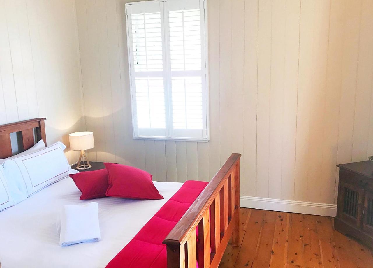 4 Bedroom House - Walk To Southbank Holiday home