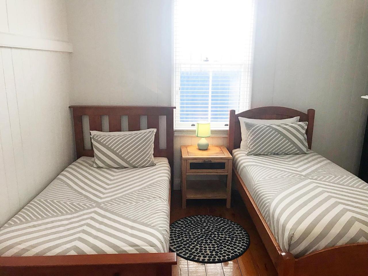 Holiday home 4 Bedroom House - Walk To Southbank Brisbane