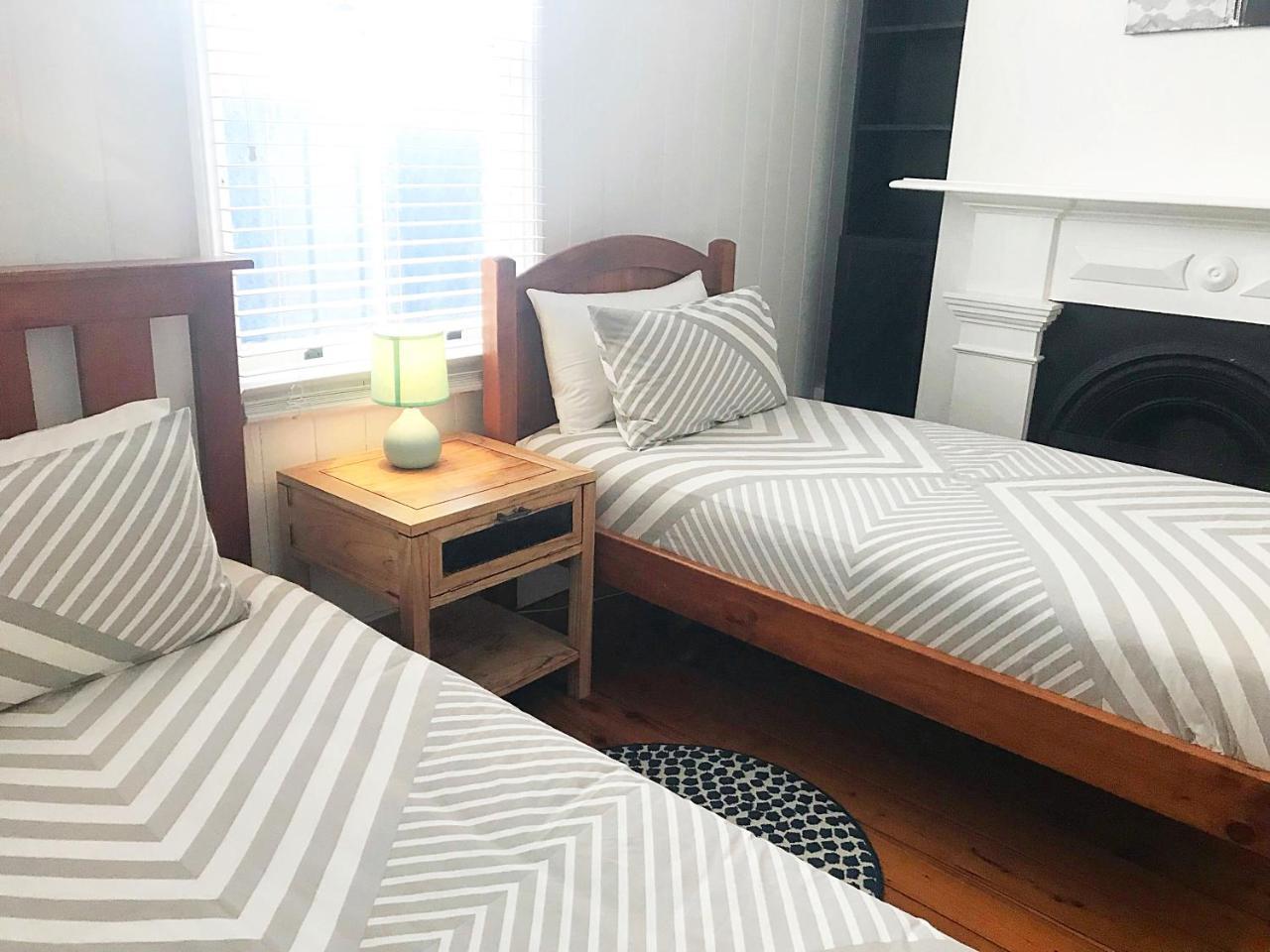 Holiday home 4 Bedroom House - Walk To Southbank Brisbane