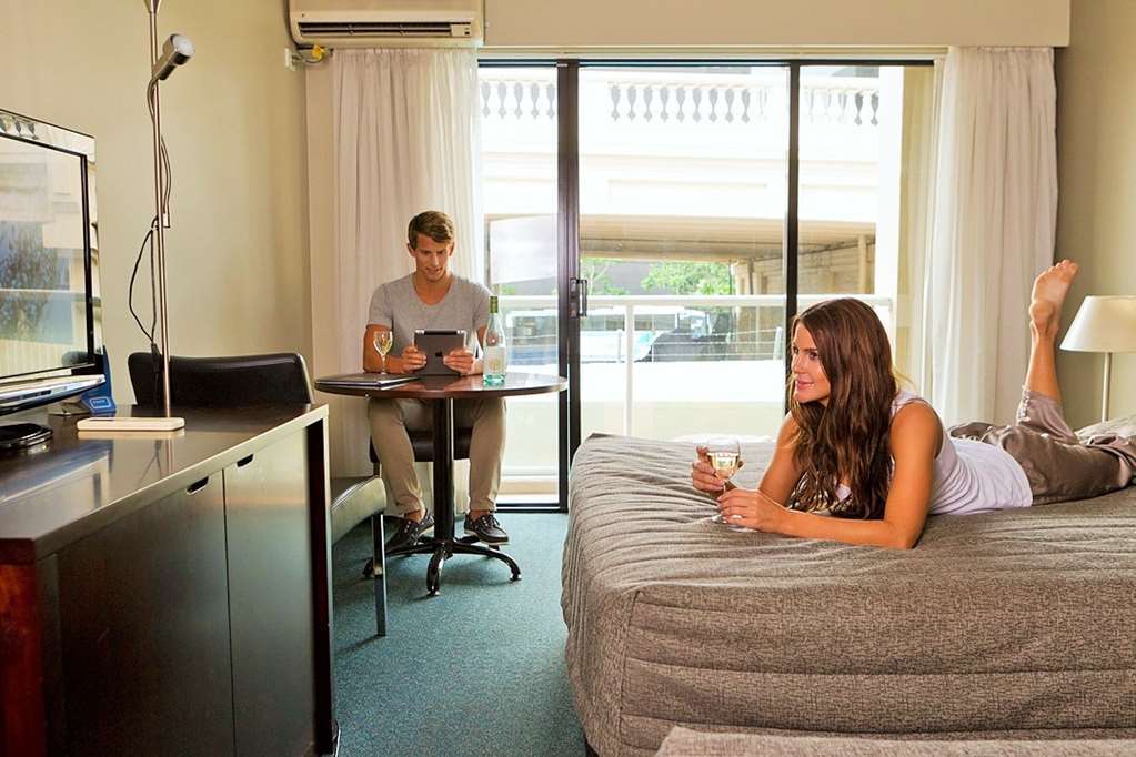 Riverside Southbank Hotel