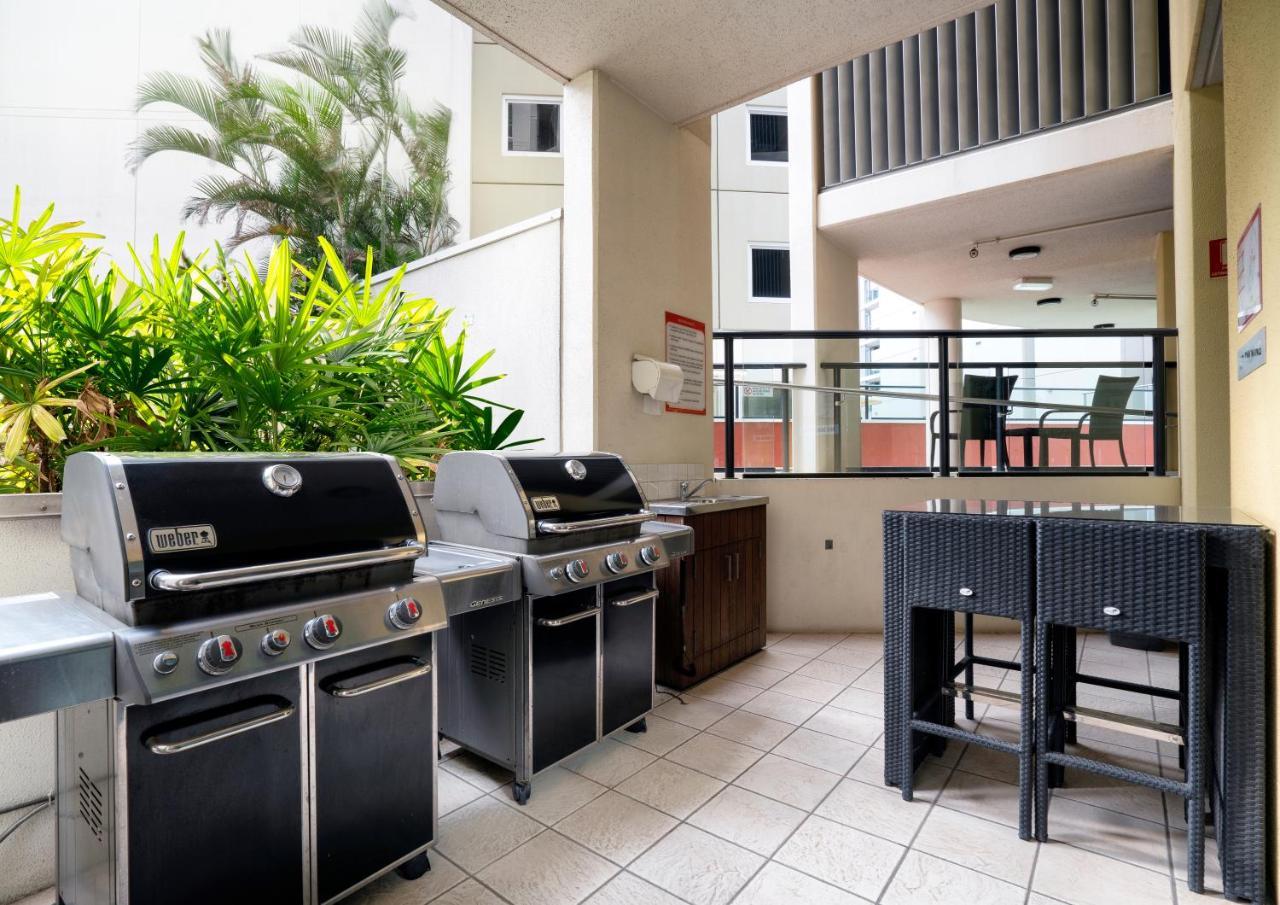 Aparthotel Quest River Park 4*