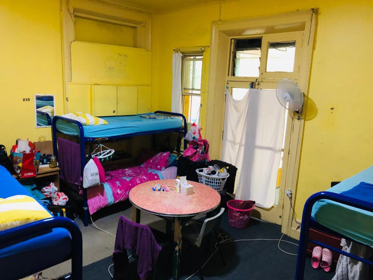Yellow Submarine Backpackers Brisbane