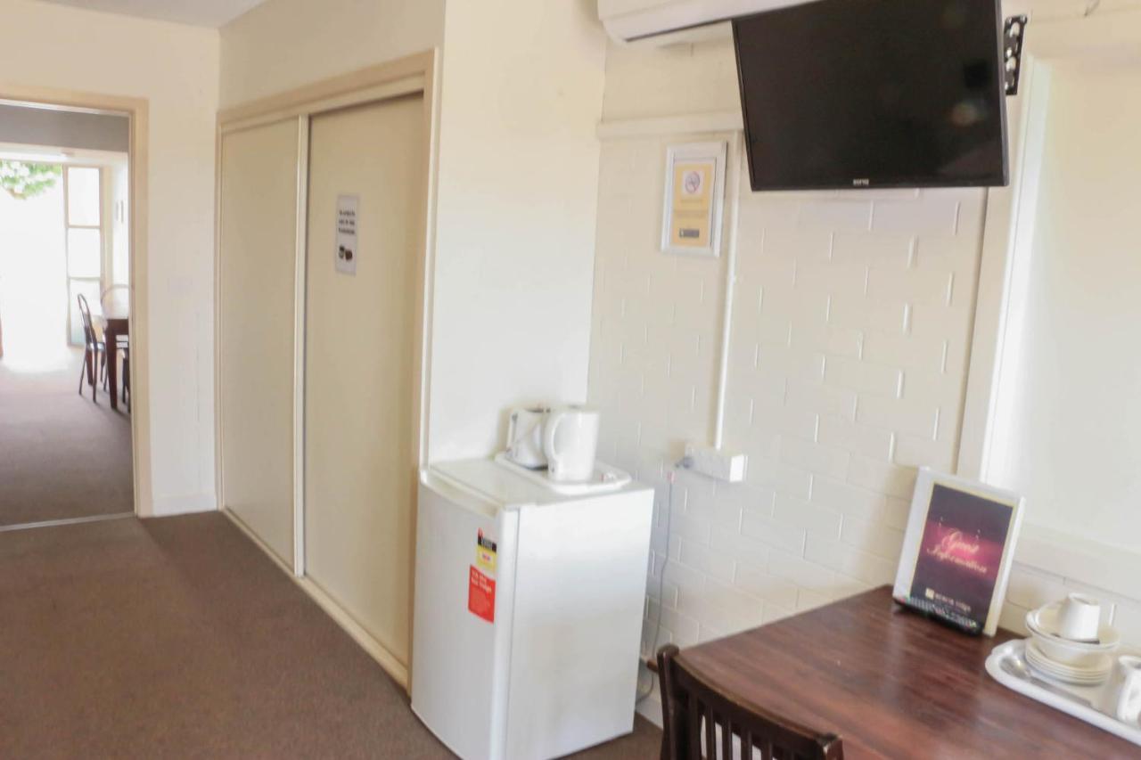 Acacia Ridge & Motel 3*