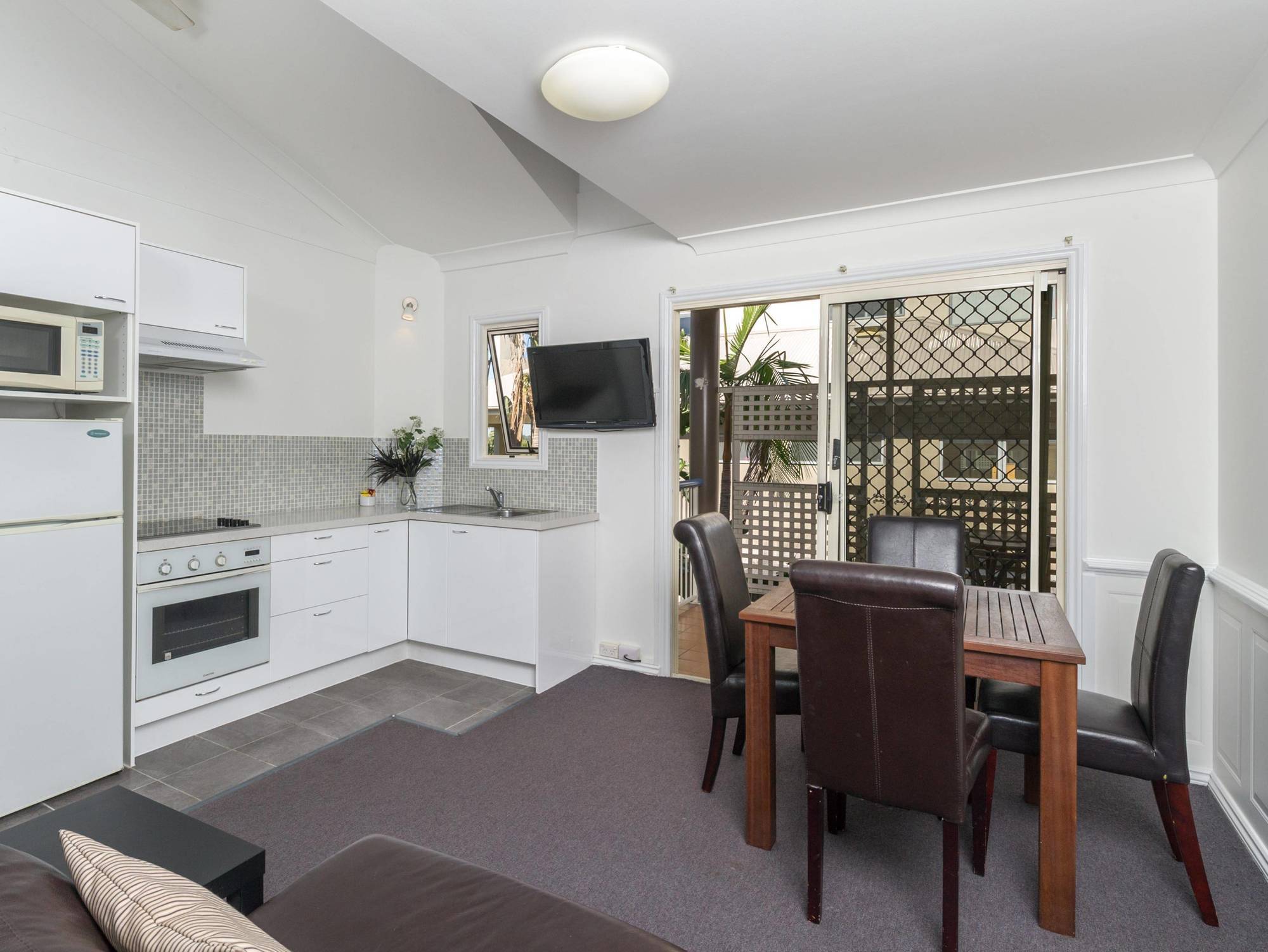 Rivercity Gardens Hotel