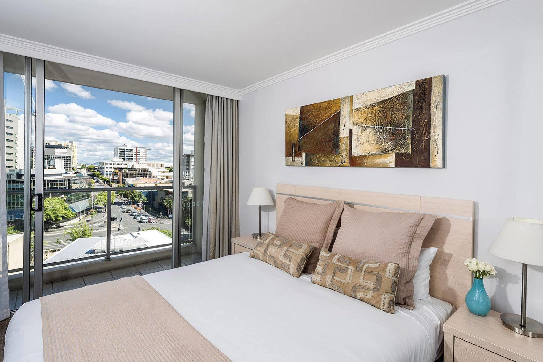 Oaks Woolloongabba Aparthotel 4*