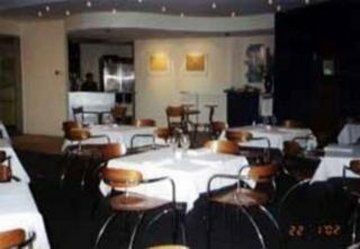 Airport International Hotel 4*