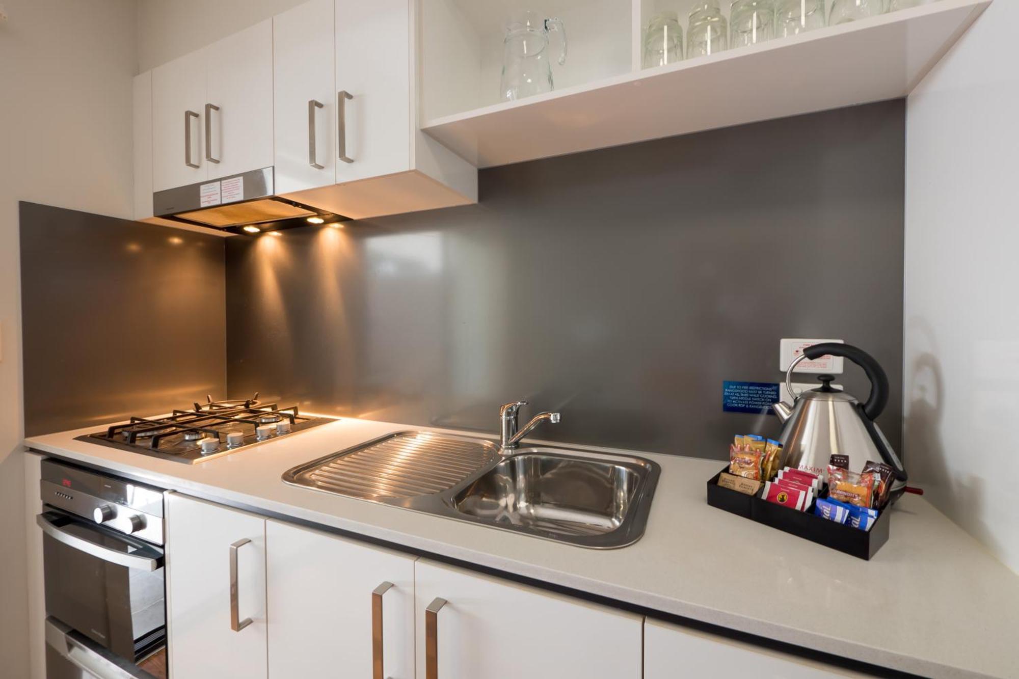 Essence Chermside Aparthotel 4*