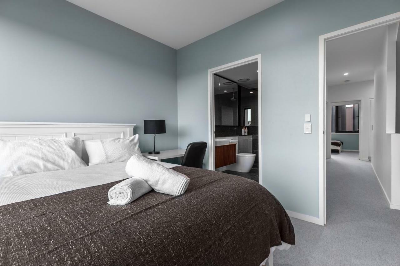 Luxury & Style 3 Bed Townhouse Manhattan Terraces *