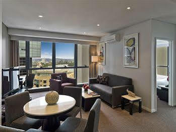 Meriton Adelaide Street, Hotel Brisbane