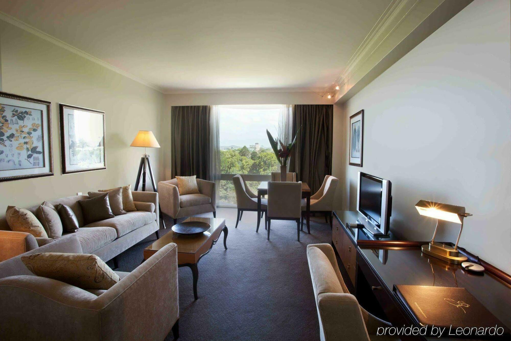 Hotel Royal On The Park Brisbane