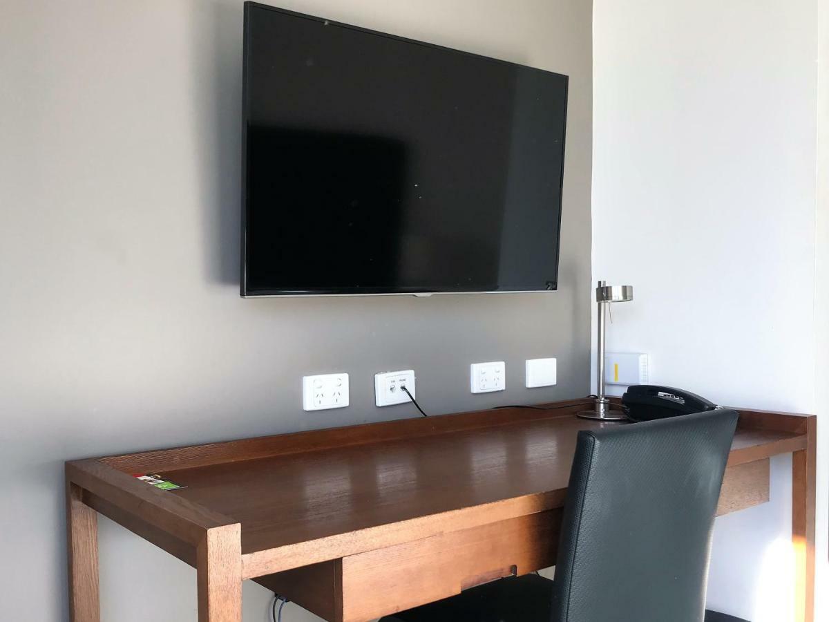 S&p - St * Brisbane
