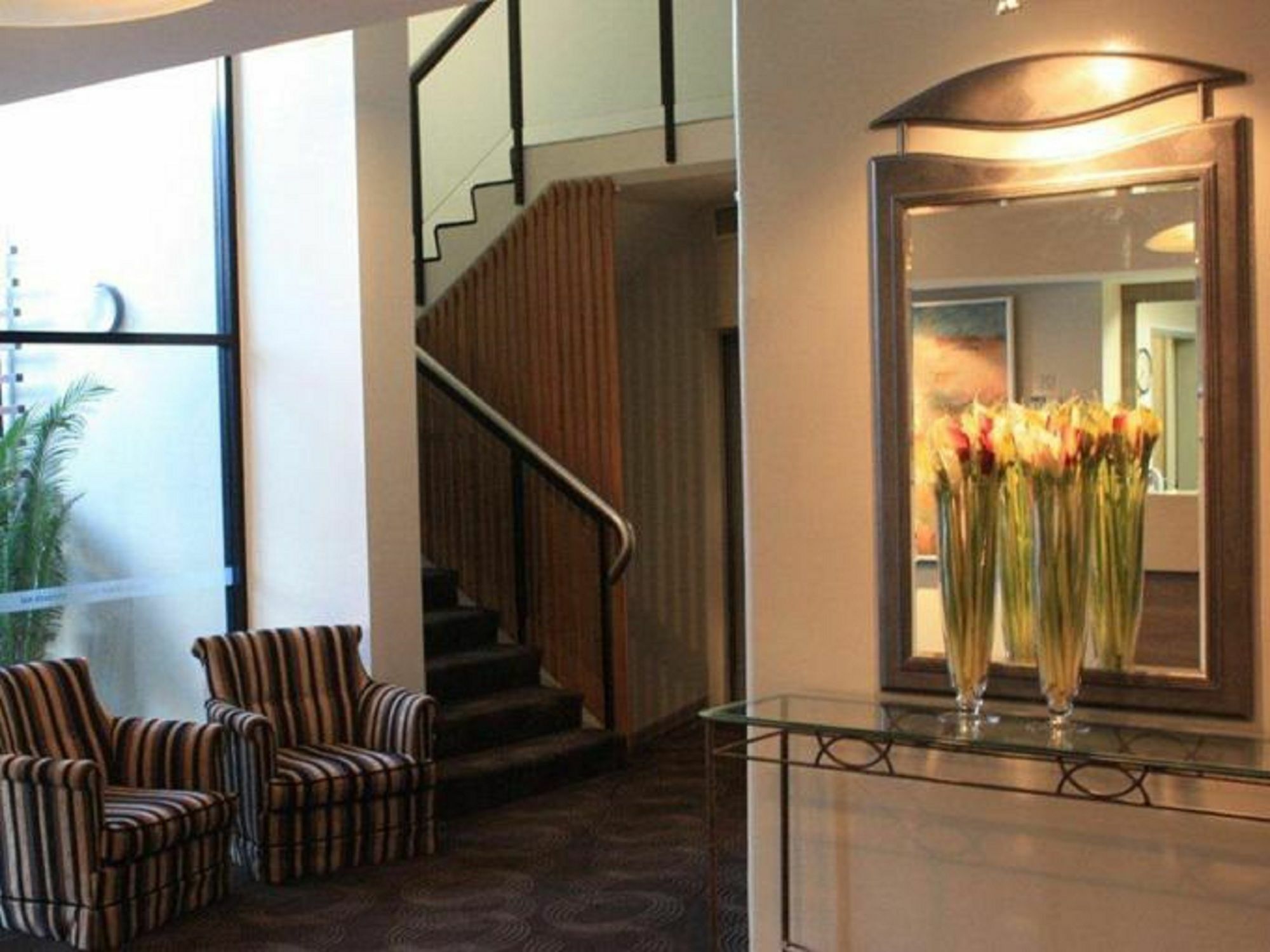 Airport International Hotel 4*