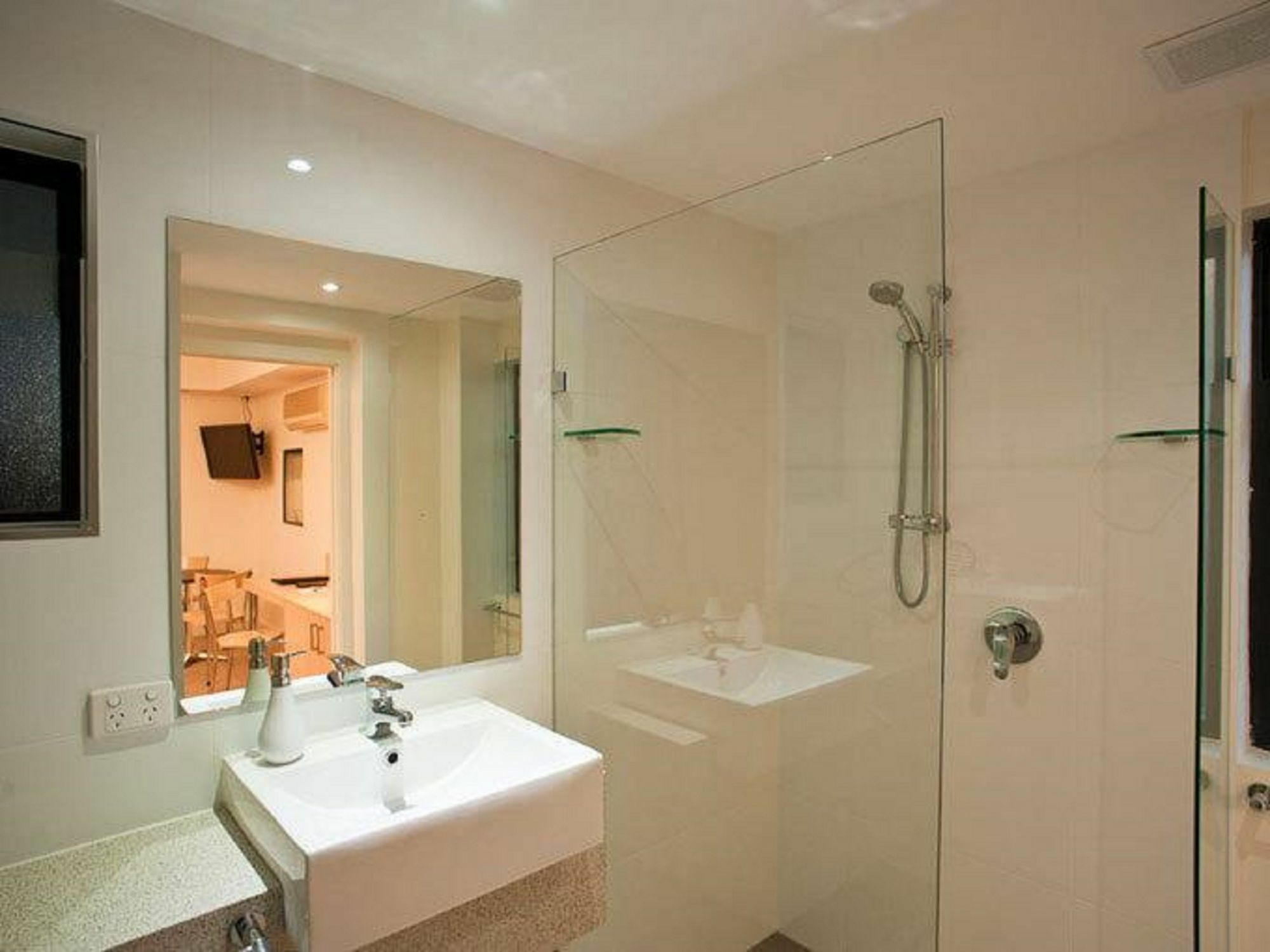 Airport International