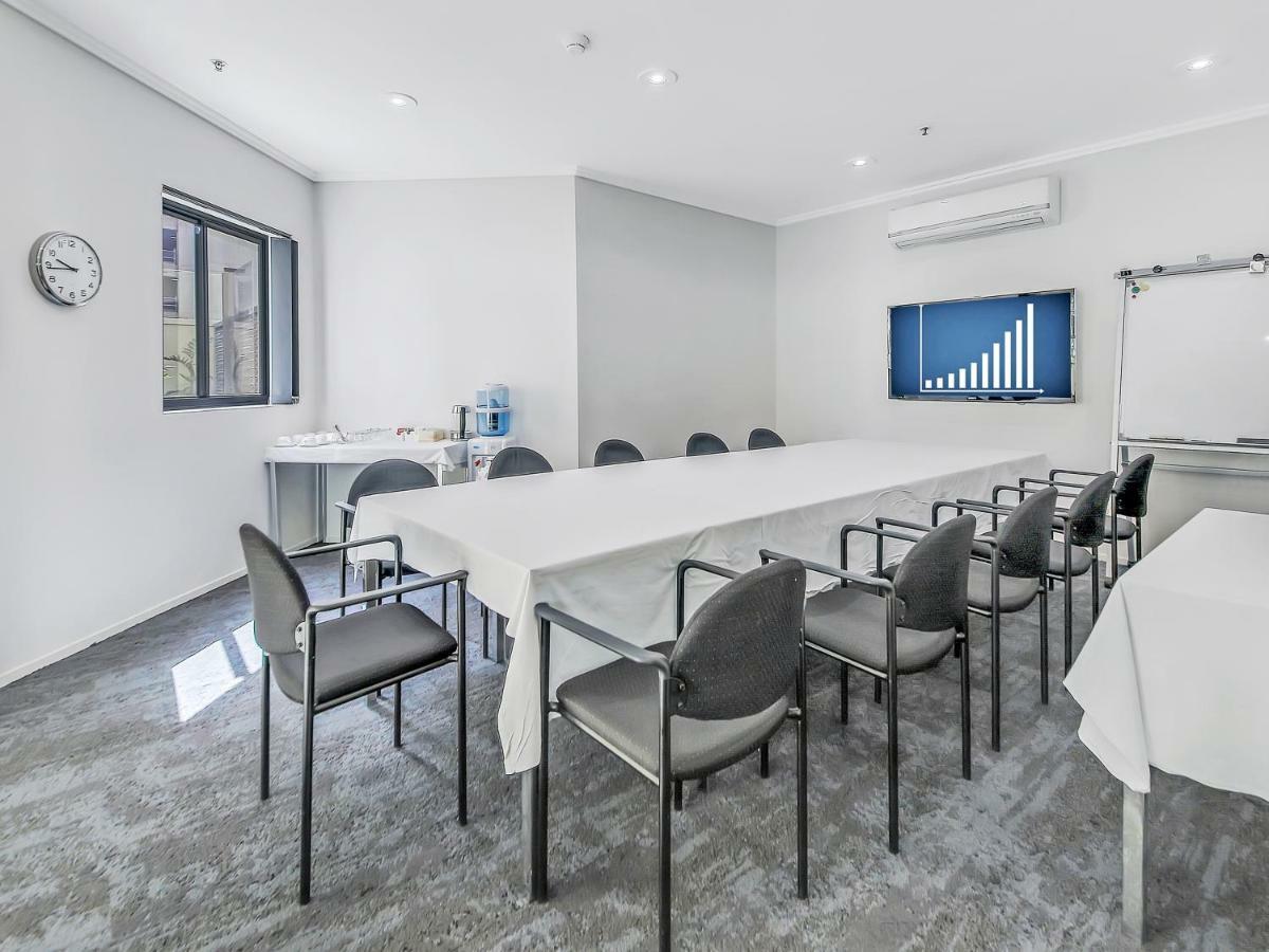 Quest River Park Aparthotel 5*