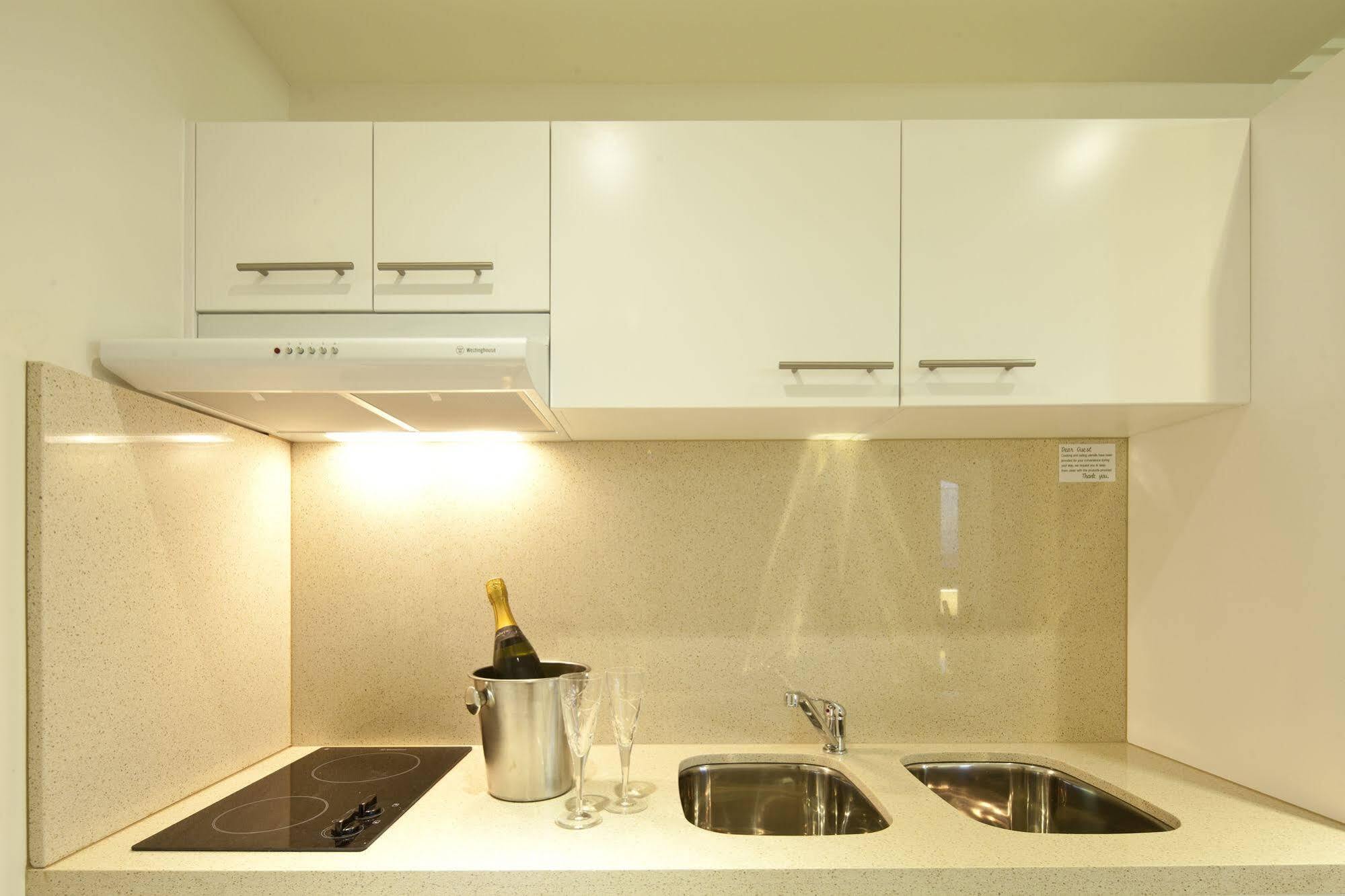 Hotel Quest South 4*