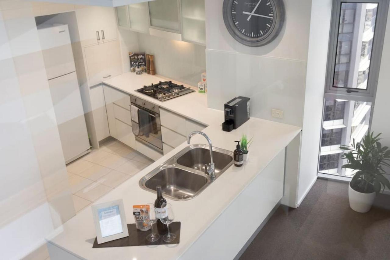 Apartment Sk1 - 2 Level 2 Bedroom Skyline Skyhome Brisbane