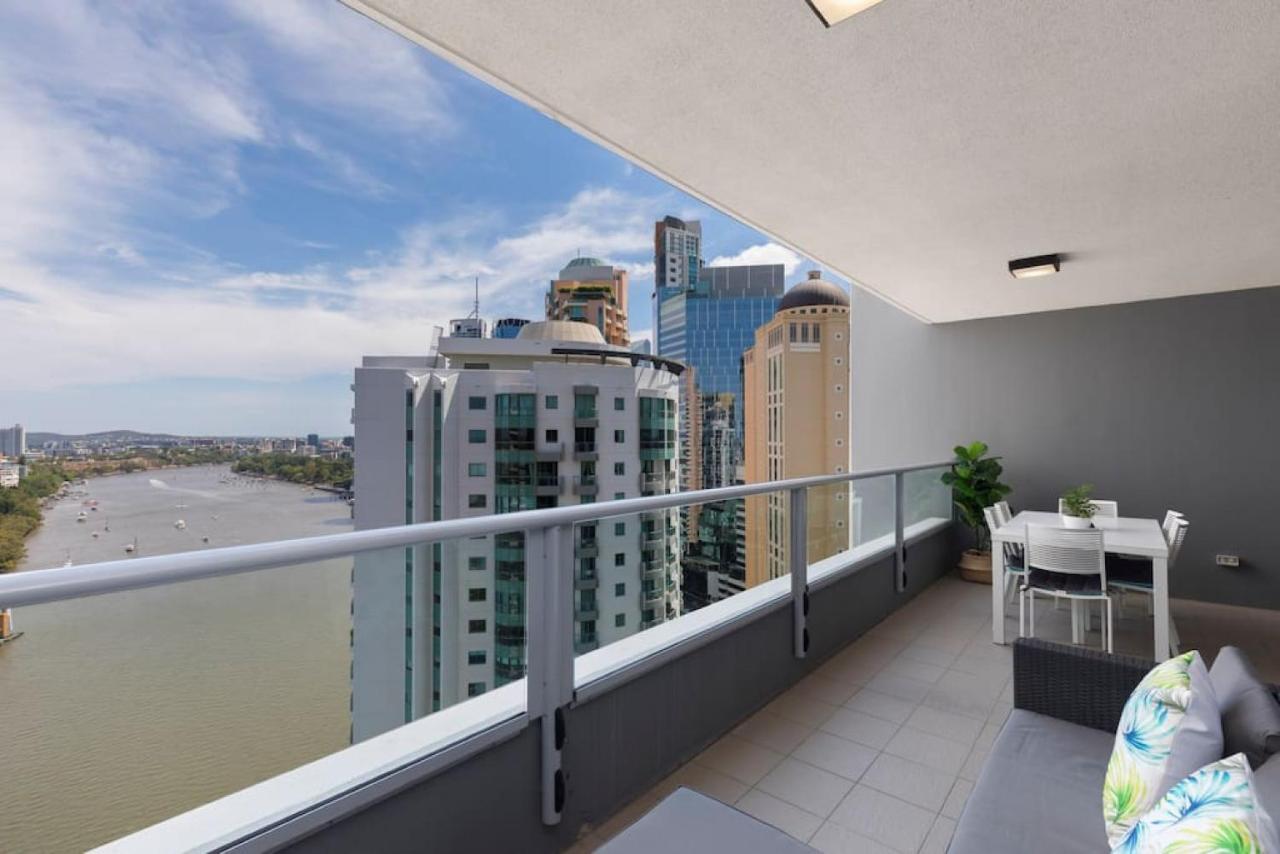 Sk2 - Charming Skyline Cbd W River Views 3 Bedroom Private *