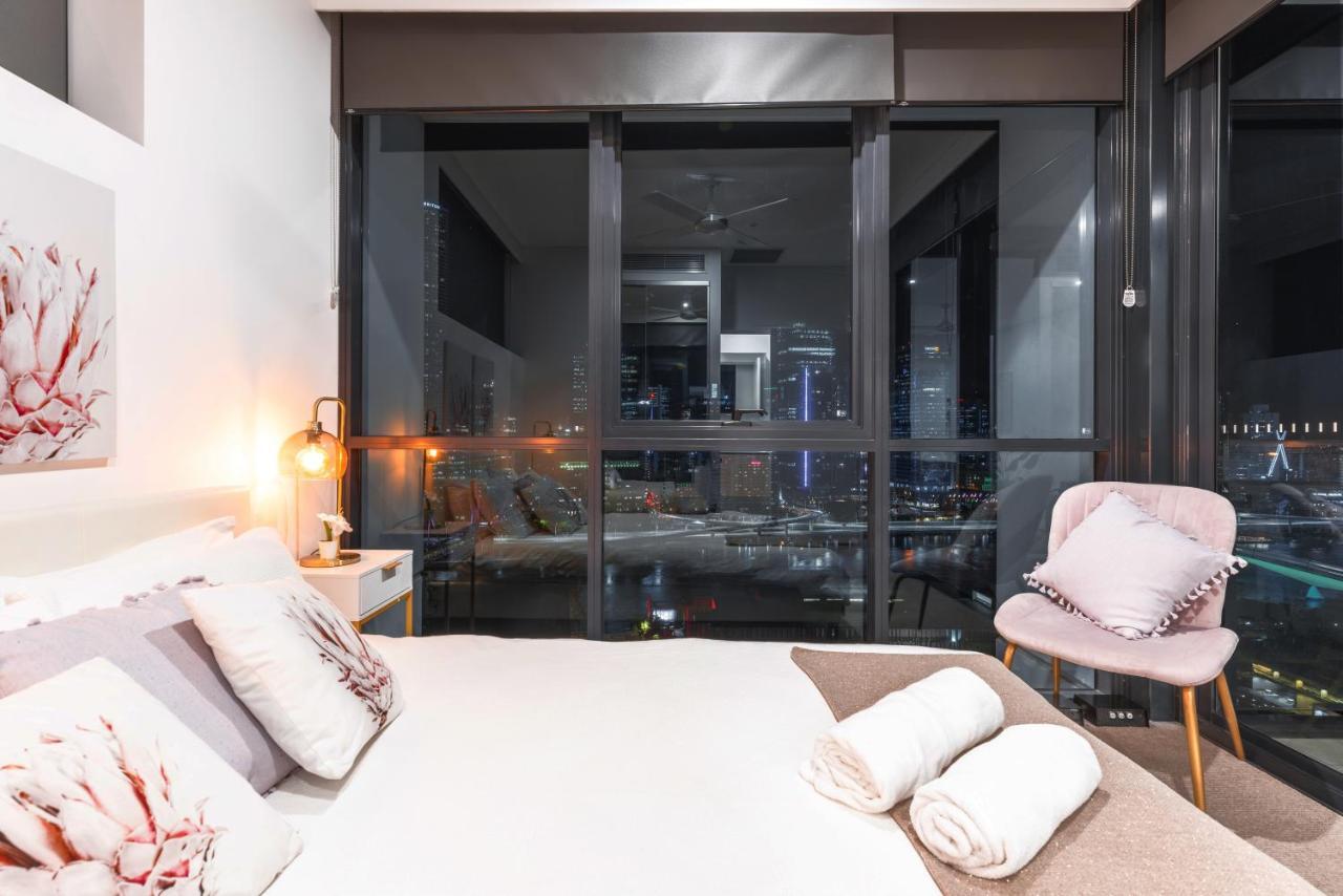 South Bank Beautiful River View Tower * Brisbane